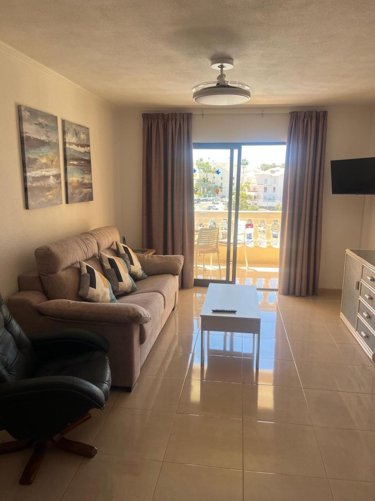 Castle Margherita'S Apartments Los Cristianos  Kültér fotó