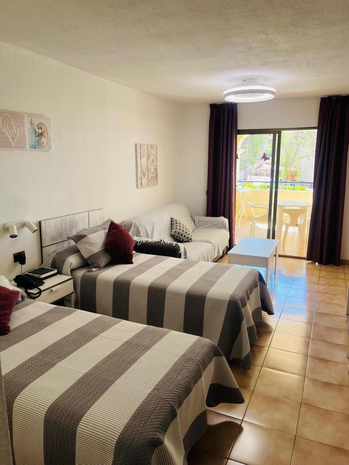 Castle Margherita'S Apartments Los Cristianos  Kültér fotó